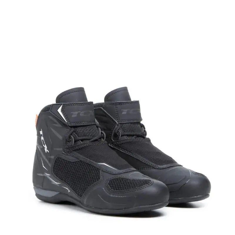 Black motorcycle boots from the TCX R04D Lady Air Shoe Black White size 38