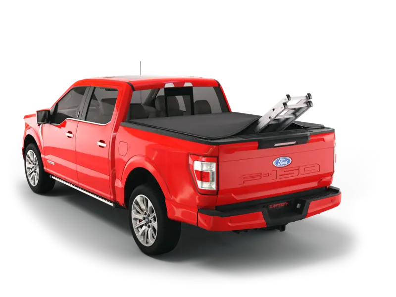 Red Ford F-150 with sawtooth tonn cvr bed cover for Raptor 21-22F-150 trucks