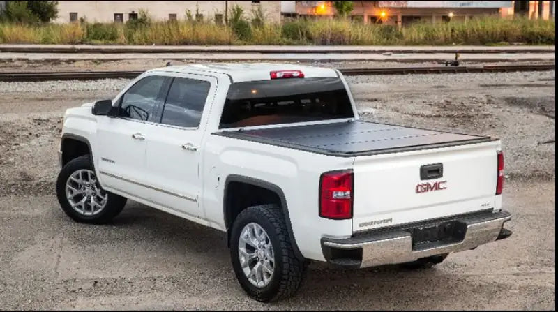 TFX5704 Tonneau Cover