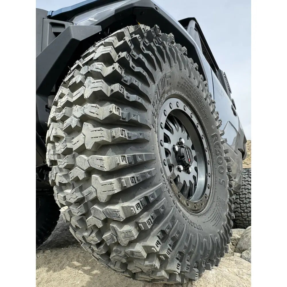 Tire Rc500 37x10r15