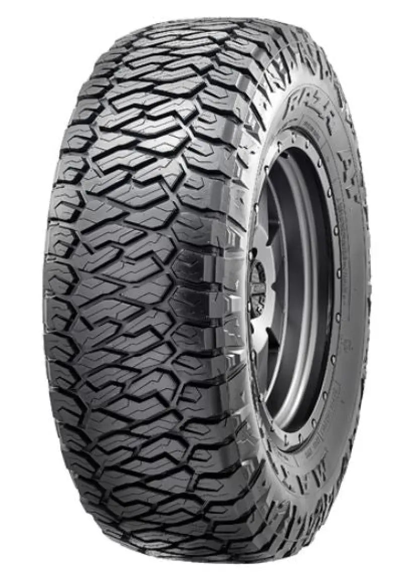 TL00049800 Tire