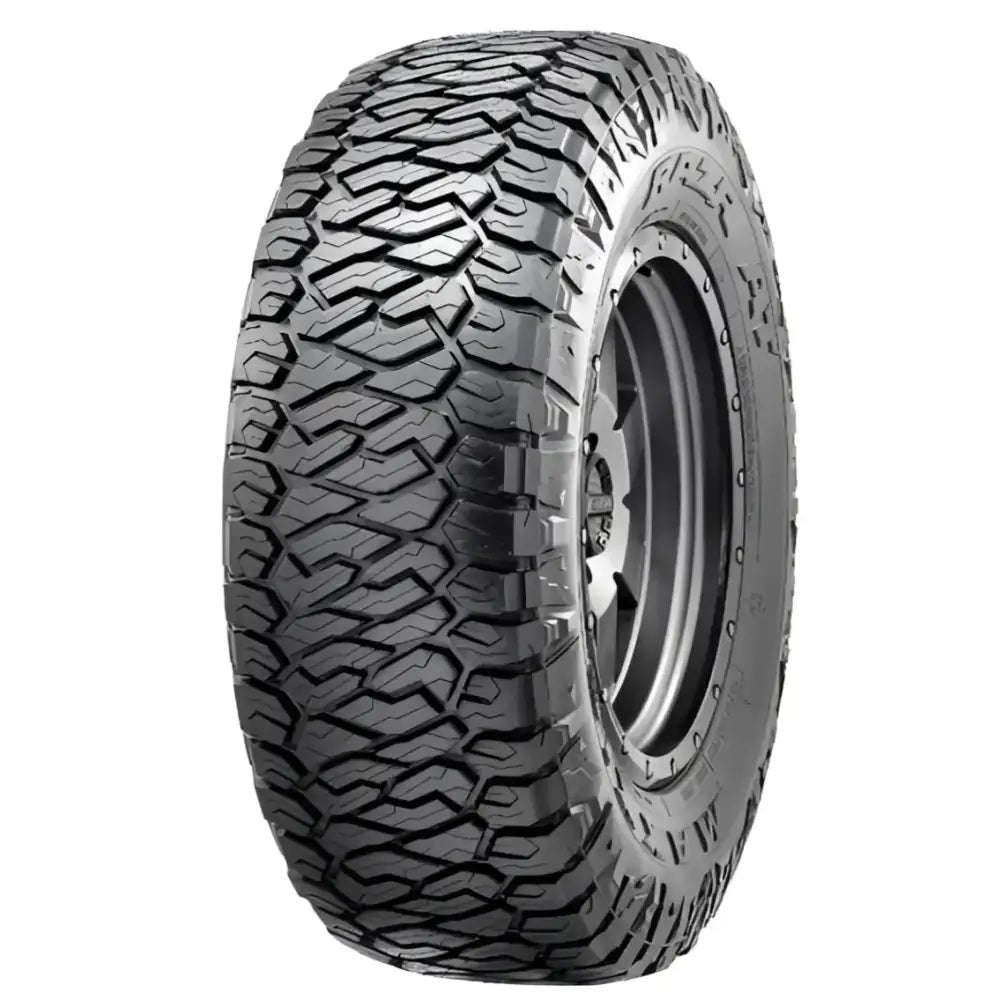 TL00065400 Tire