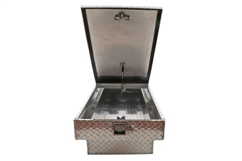 Tool Box Crossover; Gull Wing; Diamond Tread; Silver; Aluminum; 69-3/4 Inch Length x 20 Width 12.2 Height; 8.4 Cubic