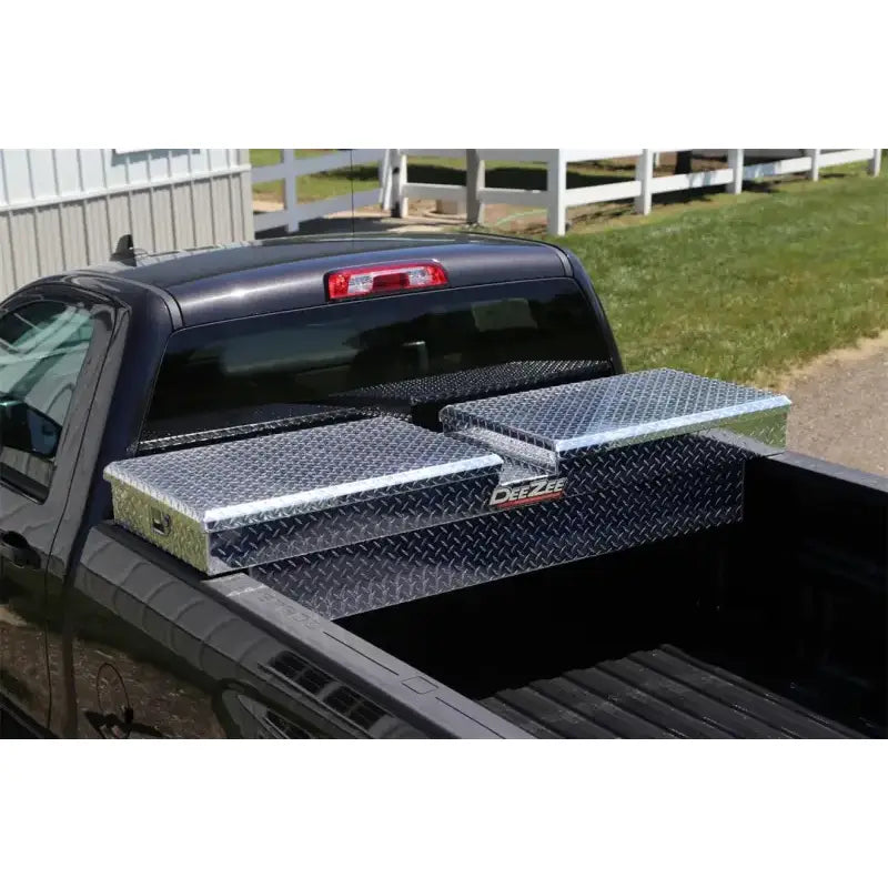 Tool Box Crossover; Gull Wing; Diamond Tread; Silver; Aluminum; 69-3/4 Inch Length x 20 Width 12.2 Height; 8.4 Cubic