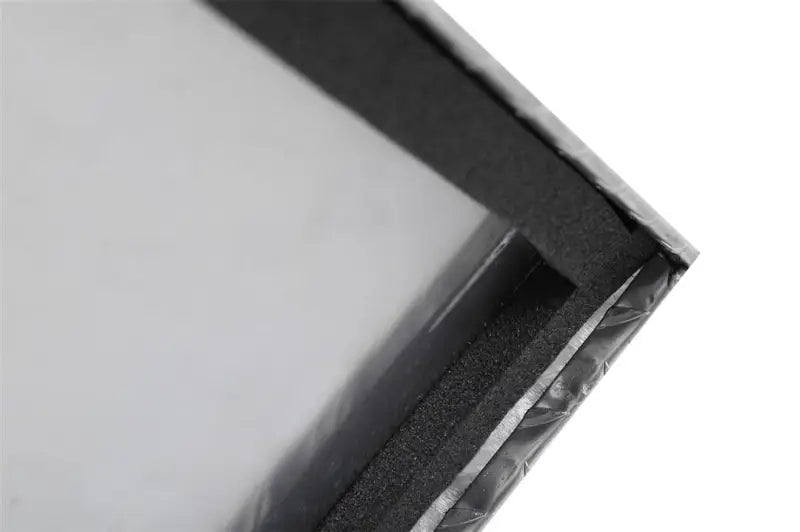 Tool Box Crossover Low Profile; Single Lid; Diamond Tread; Silver; Aluminum; 69-3/4 Inch Length x 20 Width 12.2 Height;