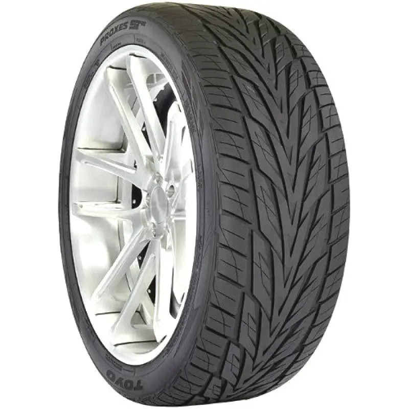 Car tire with directional tread featuring Toyo Proxes ST III tire 285/40R22 110V