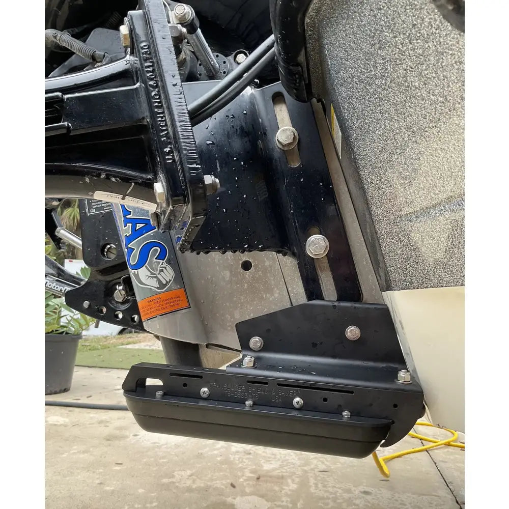 Transducer Made In USA Transducer Mount LB-AT-8.10.12-R3 - Bracket Offset Starboard