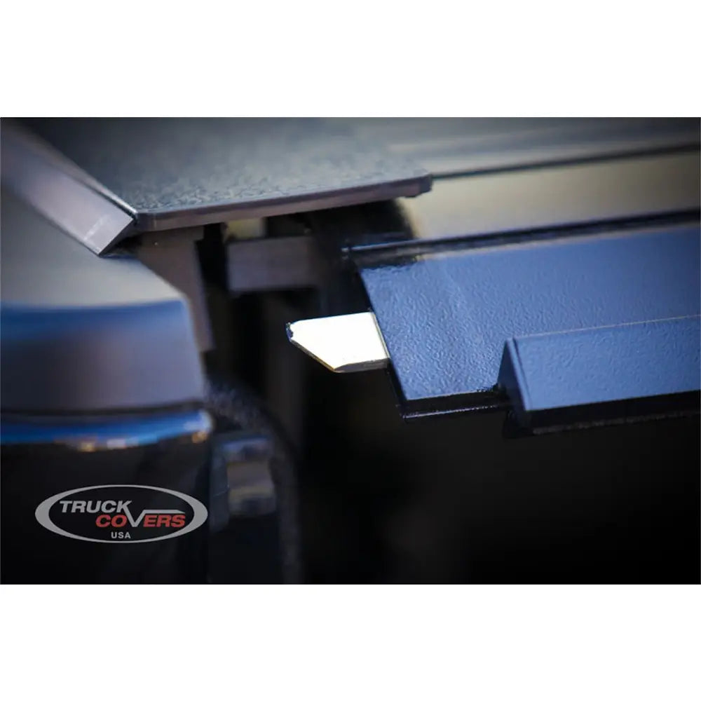 Truck Covers Keyless Entry Quick Release Option Tonneau Cover CR403MT - 07-UP Tundra SB 77IN American Roll