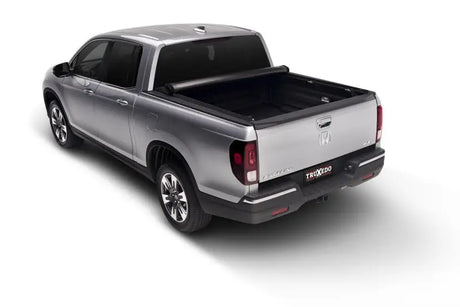 Truxedo 07-13 GMC Sierra & Chevrolet Silverado 1500/2500/3500 6ft 6in Lo Pro Bed Cover - Truck Automotive