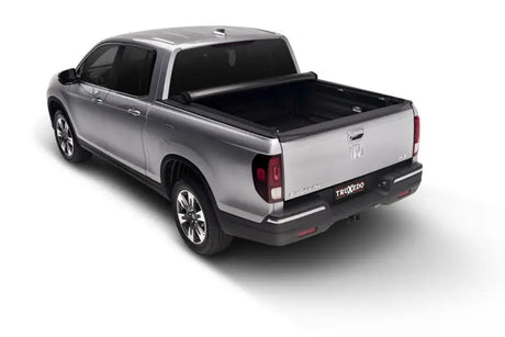 Truxedo 07-13 GMC Sierra & Chevrolet Silverado 1500/2500/3500 6ft 6in Lo Pro Bed Cover - Truck Automotive