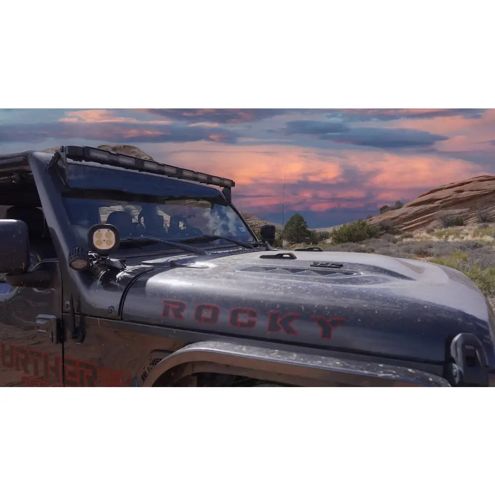 Tyri OFF-ROA Limited Lifetime Warranty Light Bar V12K-013-1 - V48 Lightbar 12V 17200 Elum