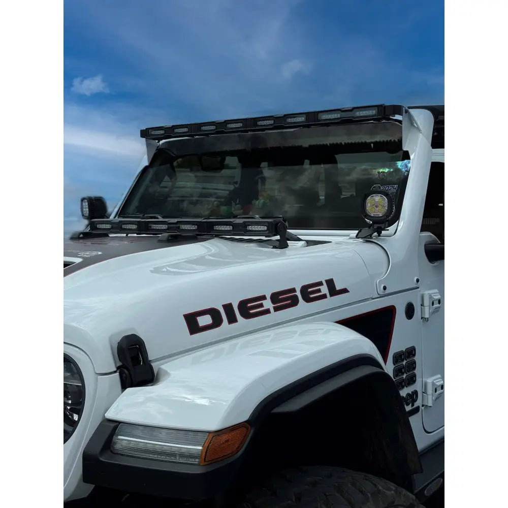 Tyri OFF-ROA Limited Lifetime Warranty Light Bar V12K-013-1 - V48 Lightbar 12V 17200 Elum
