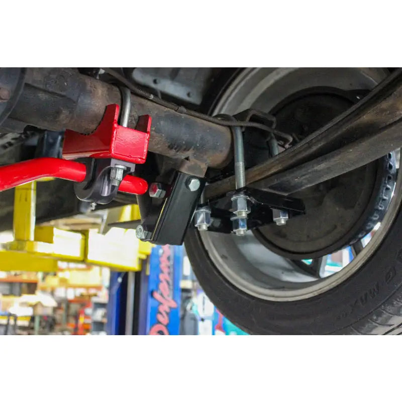 UMI Performance 6410 UMI Performance 73-87 GM C10 Flip Kit - 6410
