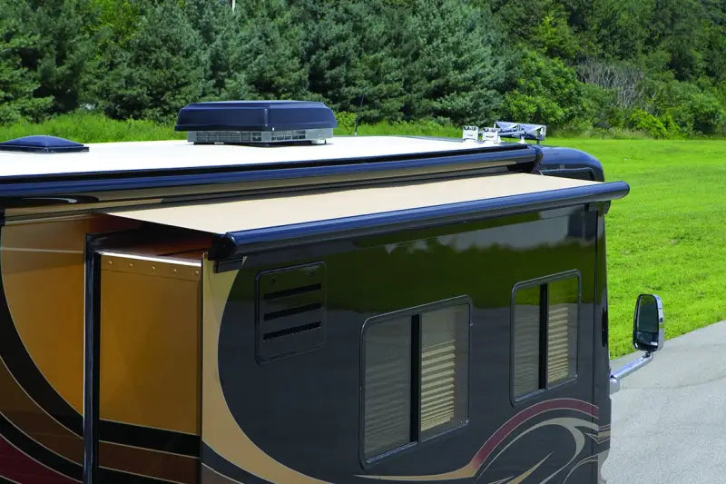 UP1490025 Awning