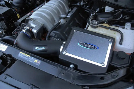 Volant 04-08 Dodge Magnum SRT8 6.1 V8 Pro5 Closed Box Air Intake System - Truck & Automotive