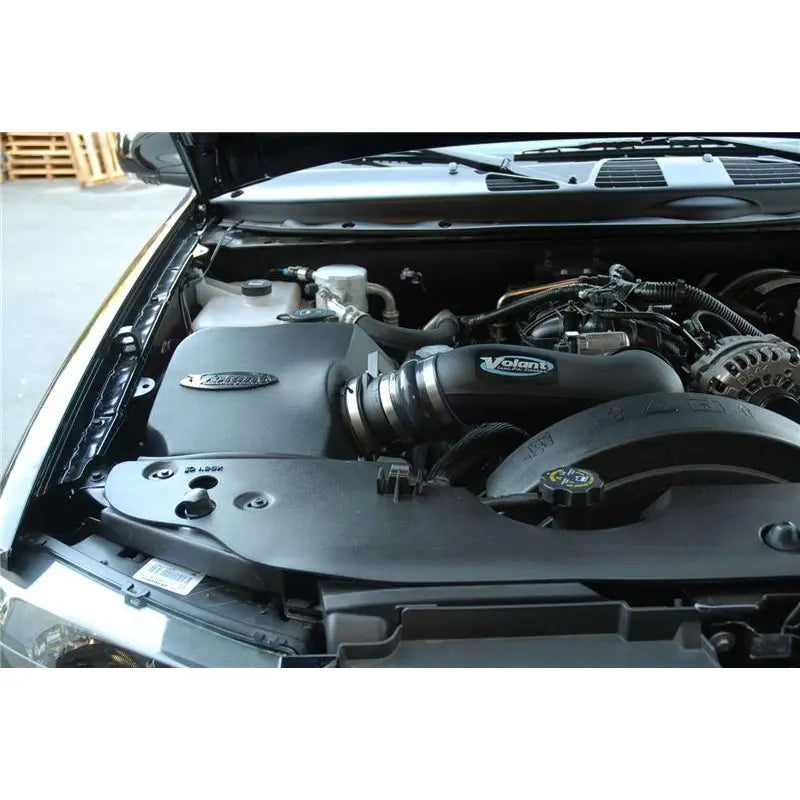 Volant 15760 Volant 05-08 Chevrolet Trailblazer 5.3 V8 Pro5 Closed Box Air Intake System