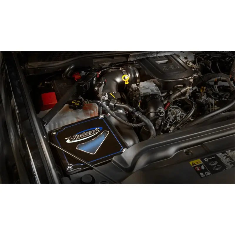 Volant 155666 Volant 13-15 Chevrolet Silverado 2500/3500HD 6.6 V8 PowerCore Closed Box Air Intake System