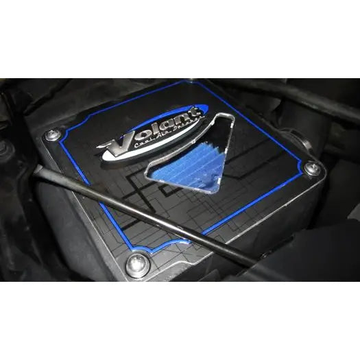 Volant 15560 Volant 14-15 GMC Sierra/Chevy Silverado 2500/3500HD 6.0L V8 Pro5 Closed Box Air Intake System