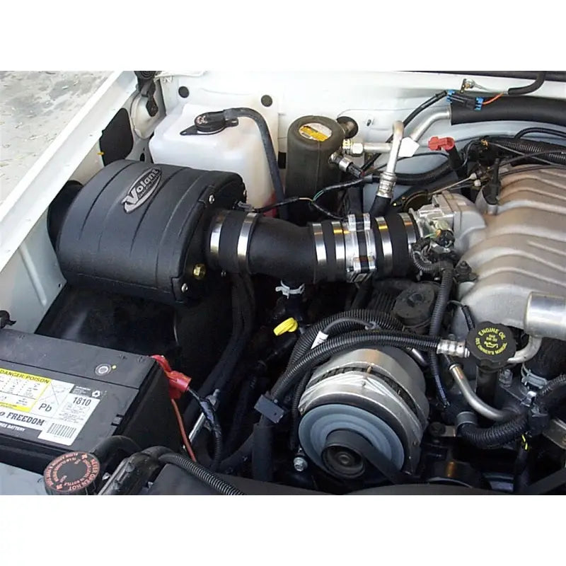 Volant 15974 Volant 96-00 Chevrolet C2500 7.4 V8 Pro5 Closed Box Air Intake System