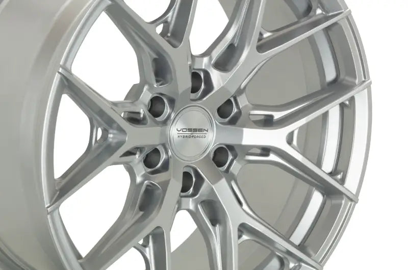 Satin silver Vossen HF6-4 wheel with multi-spoke polished design