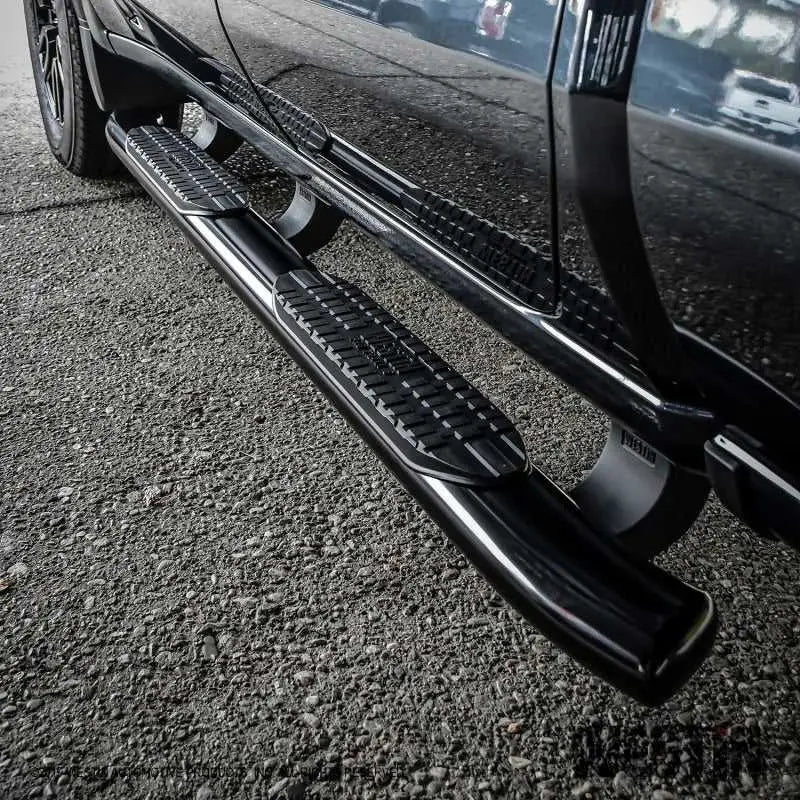 Westin 19-20 Chevrolet Silverado/GMC Sierra 1500 Double Cab PRO TRAXX 5 Oval Nerf Step Bars - Black 