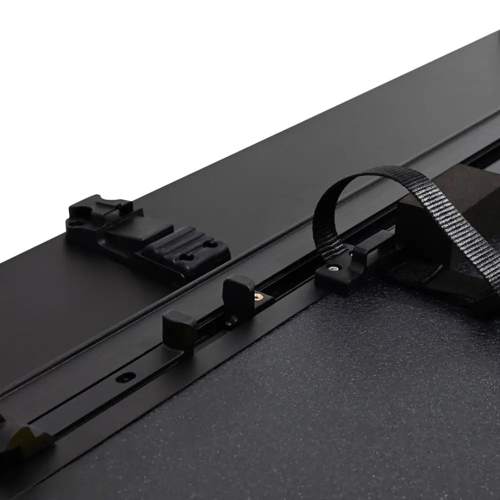 Westin 19-43995 Hard TRI Fold Tonneau Cover