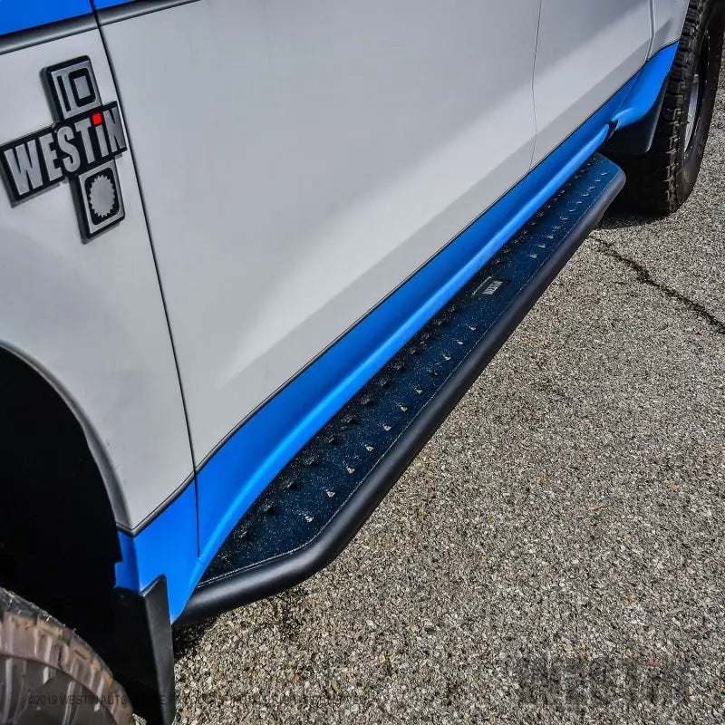 Westin Westin 2019 Chevrolet/GMC Silverado/Sierro Crew Cab Outlaw Nerf Step Bars