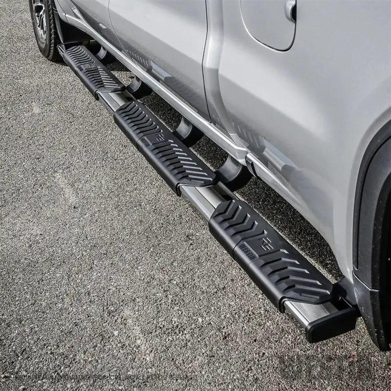 Westin 2019 Chevrolet Silverado/Sierra 1500 Crew Cab (5.5ft) R5 Modular Nerf Step Bars - SS 