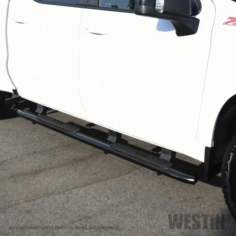 Westin 2019 Chevrolet Silverado/Sierra 1500 Crew Cab Non LD PRO TRAXX 4 Oval Nerf Step Bars - Black 