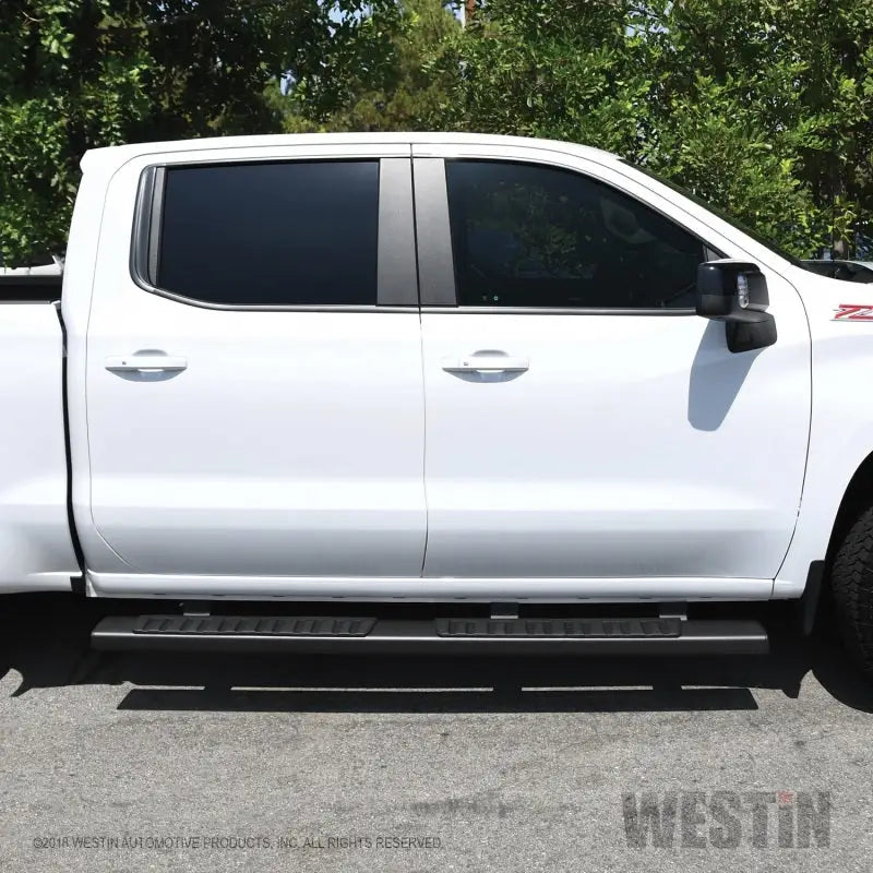 Westin 2019 Chevrolet Silverado/Sierra 1500 Crew Cab R7 Nerf Step Bars - Black 