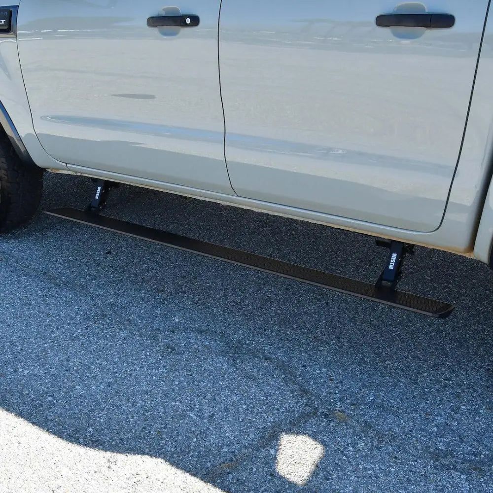 Westin 29-24155 PRO E Electric Running Boards