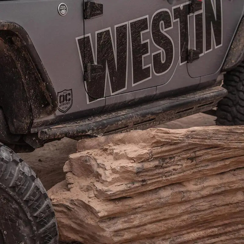 Westin 42-6015 Westin/Snyper 07-17 Jeep Wrangler Unlimited Triple Tube Rock Rail Steps - Textured Black