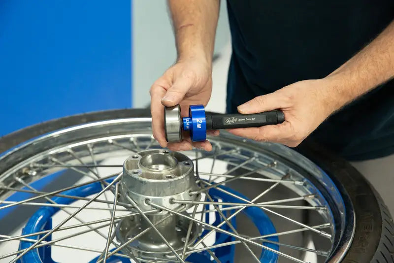 Wheel Bearing Driver For `00 Up Hd Wheels - MOTION PRO
