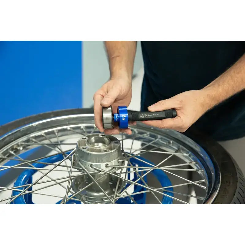 Wheel Bearing Driver For `00 Up Hd Wheels - MOTION PRO
