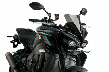 Black Yamaha motorcycle with dark smoke windscreen on Gen Sport Dark Yam model