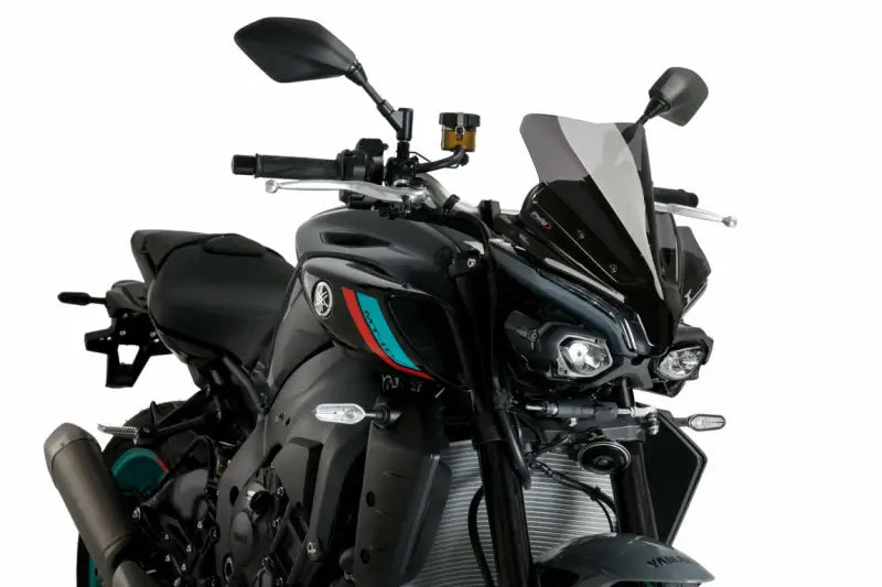 Black Yamaha motorcycle with dark smoke windscreen on Gen Sport Dark Yam model