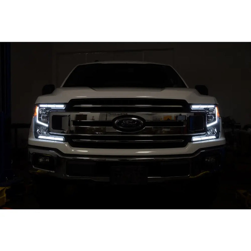 Winjet OEM Direct Replacement Headlight Assembly CHRNG0671-B-SQ - Renegade 2018-2020 Ford F-150 Ultra