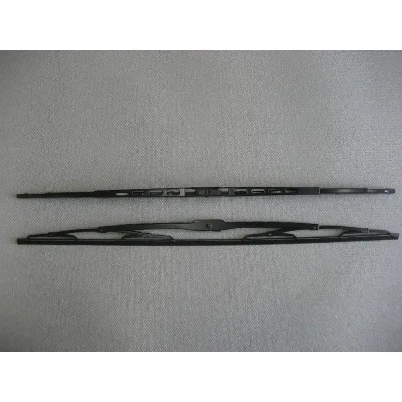 WT8-32 Ap Products 32' J Hook Wiper Blade Assembly for superior performance and durability.