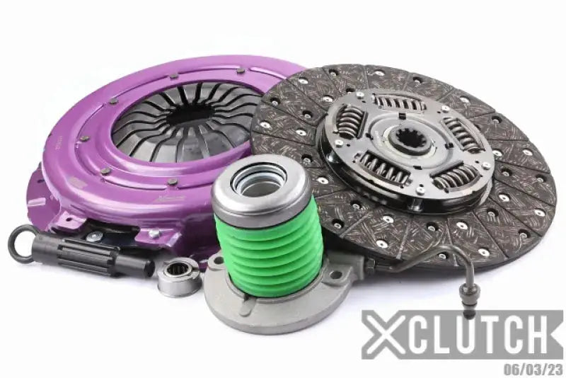 Automotive clutch kit for Ford Mustang GT with sprung organic clutch material
