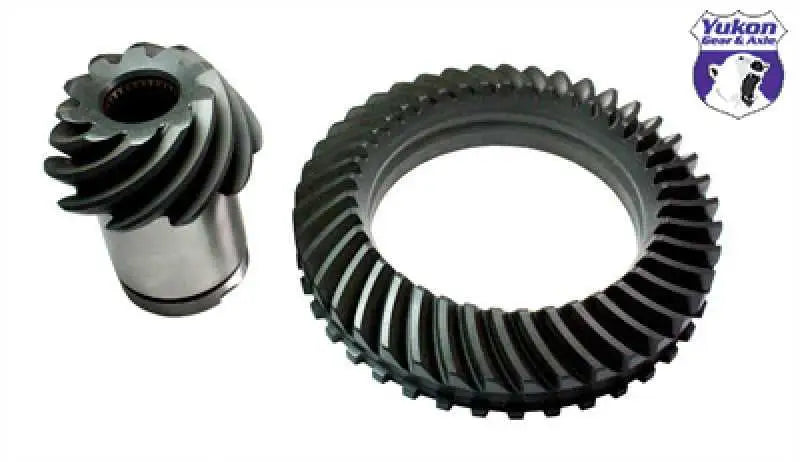 Yukon Gear & Axle YG GMVC5-390 Yukon Gear High Performance Gear Set For GM C5 (Corvette) in a 3.90 Ratio