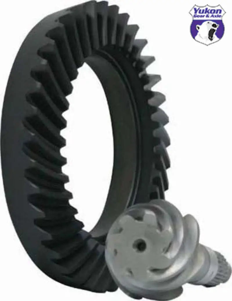 Ring and pinion gear set from Yukon Gear High Performance for Toyota V6 3.73 ratio