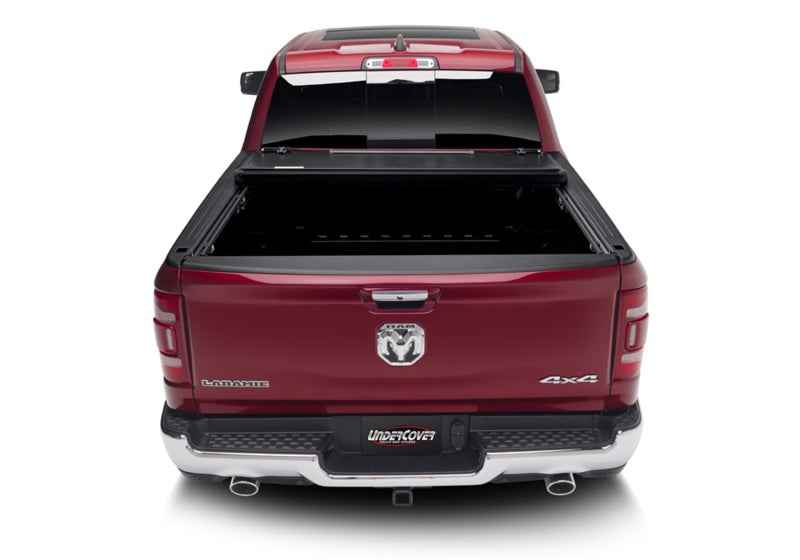 UNDERCOVER AX32004