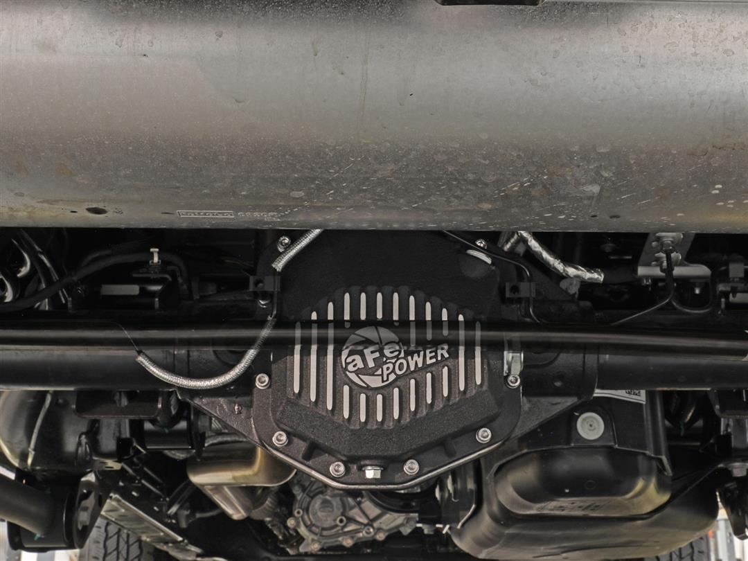 Differential Cover Dana M220; 12 Bolt; Without Girdle; Magnetic Drain Plug; With Fill Plug; Powder Coated; Black; Die Cast Aluminum; With 3 Quarts of Gear Oil