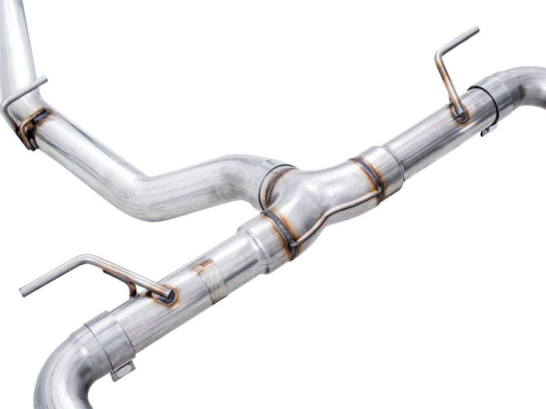 Exhaust System Kit Stainless Steel; Without Muffler; Single Exhaust With Dual Outlet; Rear Exit; 5 Inch Diamond Black Tips