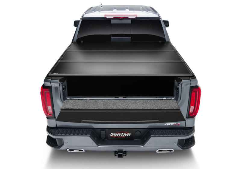 Undercover TR56011